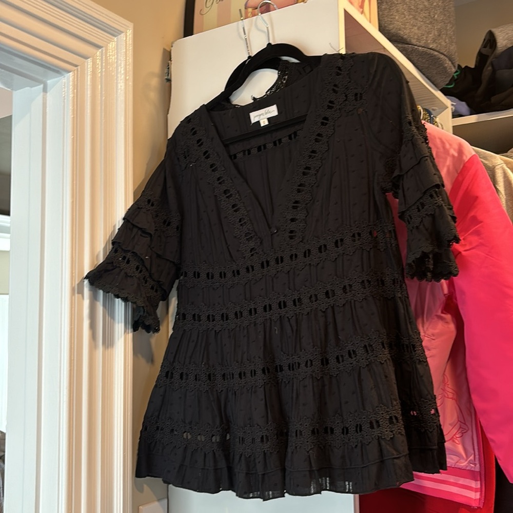 Black juniper blue lace top